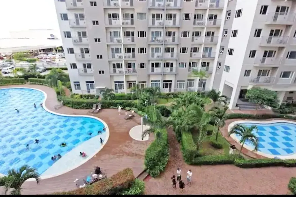 Chic 2Br Condo Unit At South Residences Las Pinas 0*,  Philippines